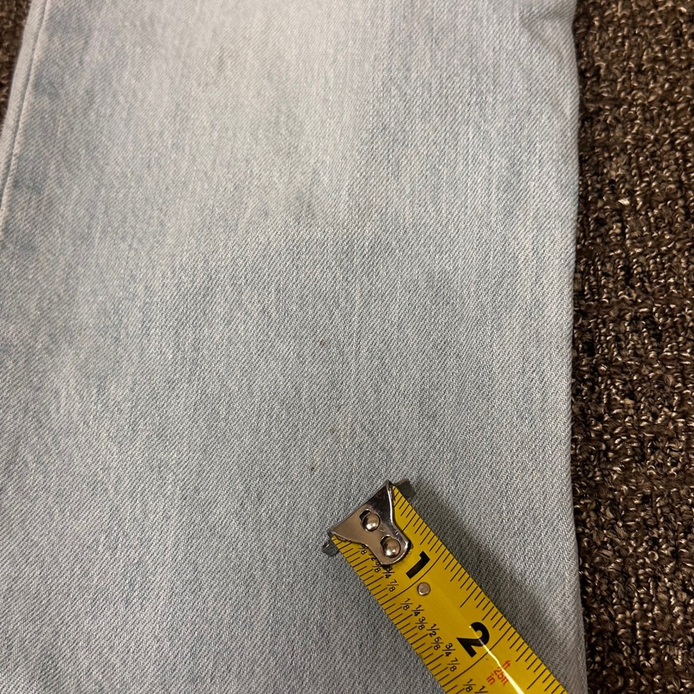 Levis Low Pro Straight Jeans Women 27 Light Wash Distressed Denim FLAWS - Picture 10 of 12